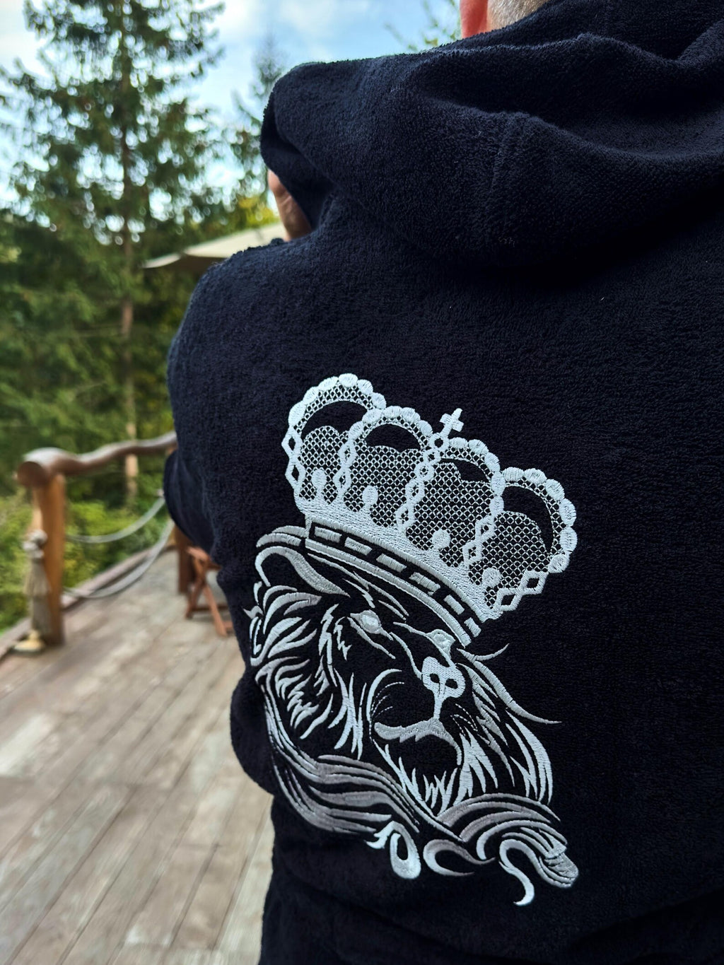 Mens Hooded Terry Cotton Bathrobe with Lion Embroidery
