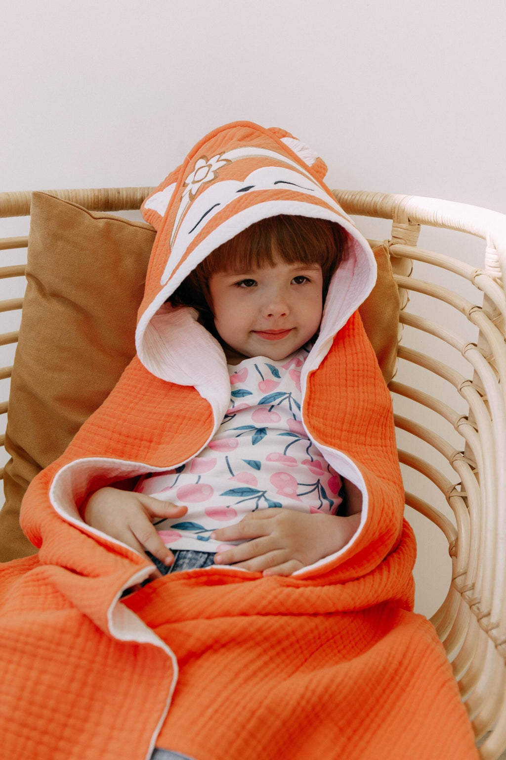 Muslin Hooded Towel with Fox Embroidery
