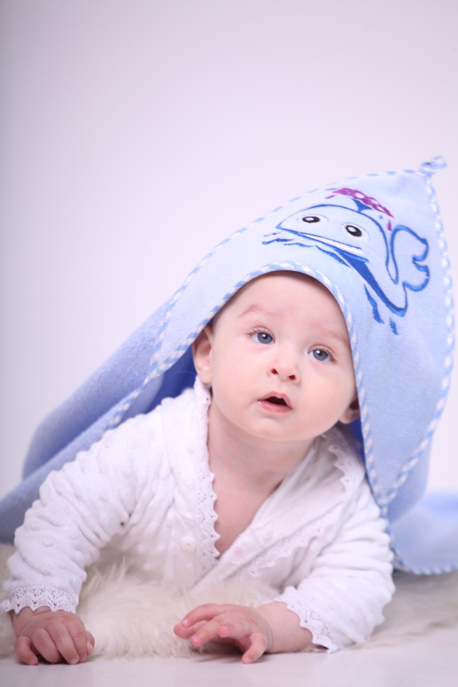 Personalized Baby Hooded Towel – Soft Velour Cotton with Minky Plush Hood