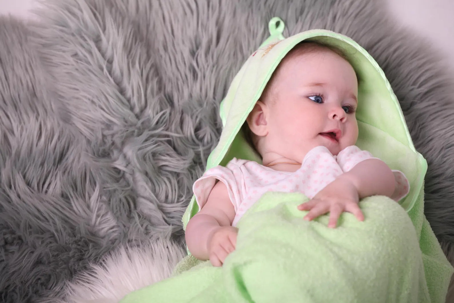 Personalized Baby Hooded Towel – Soft Velour Cotton with Minky Plush Hood