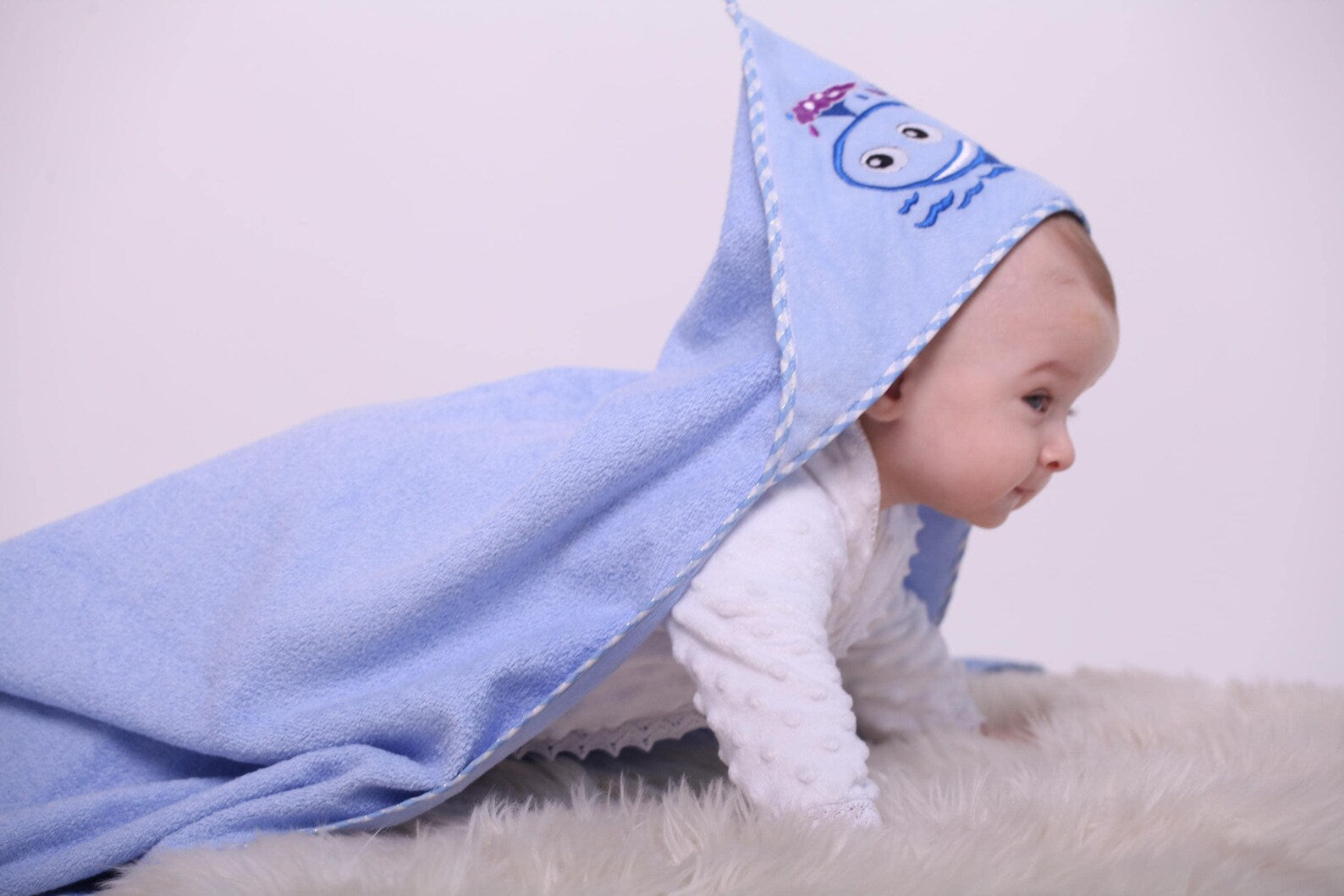 Personalized Baby Hooded Towel – Soft Velour Cotton with Minky Plush Hood