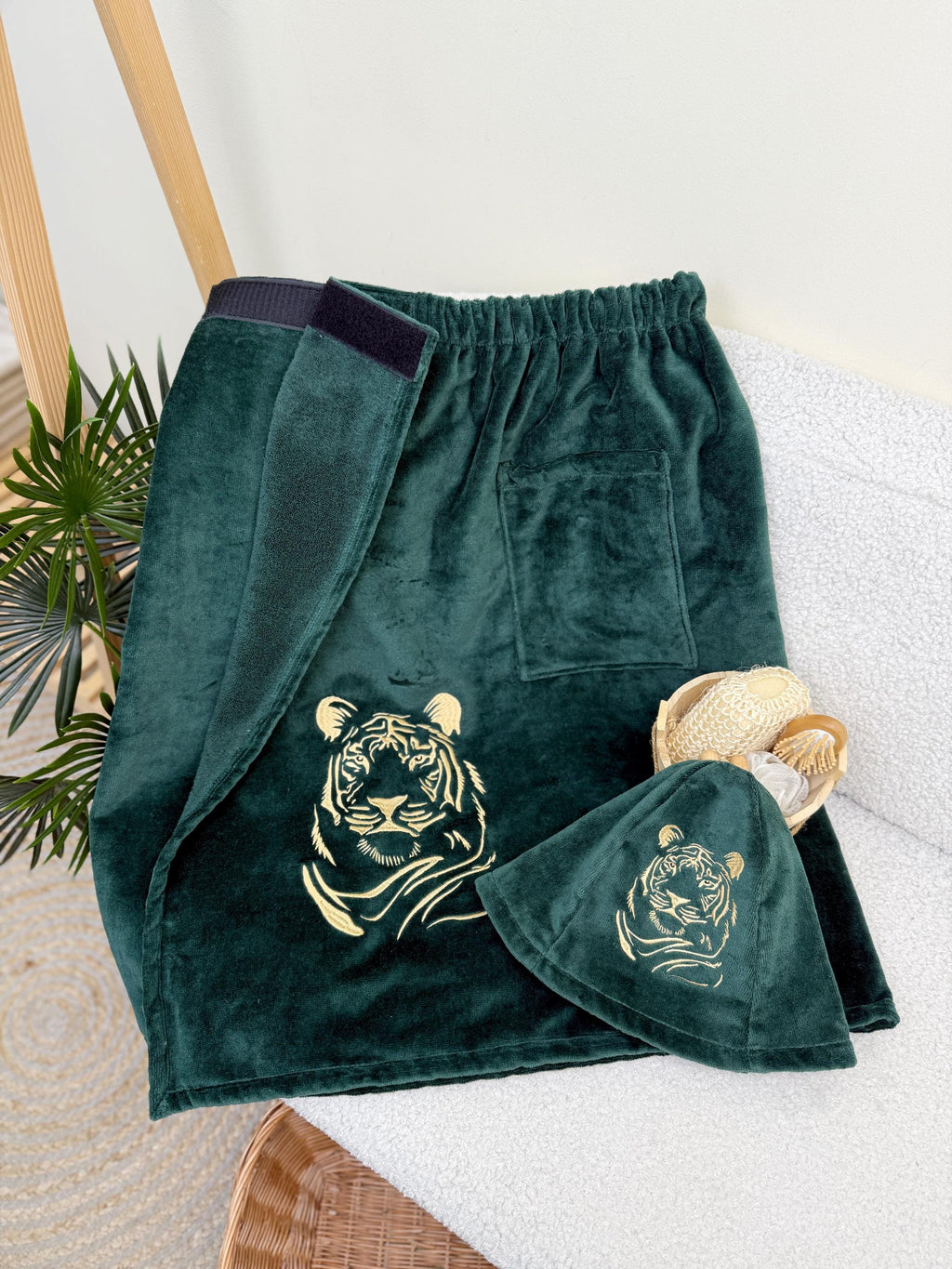 Personalized Men's Sauna Towel Wrap and Hat Set with Custom Embroidery