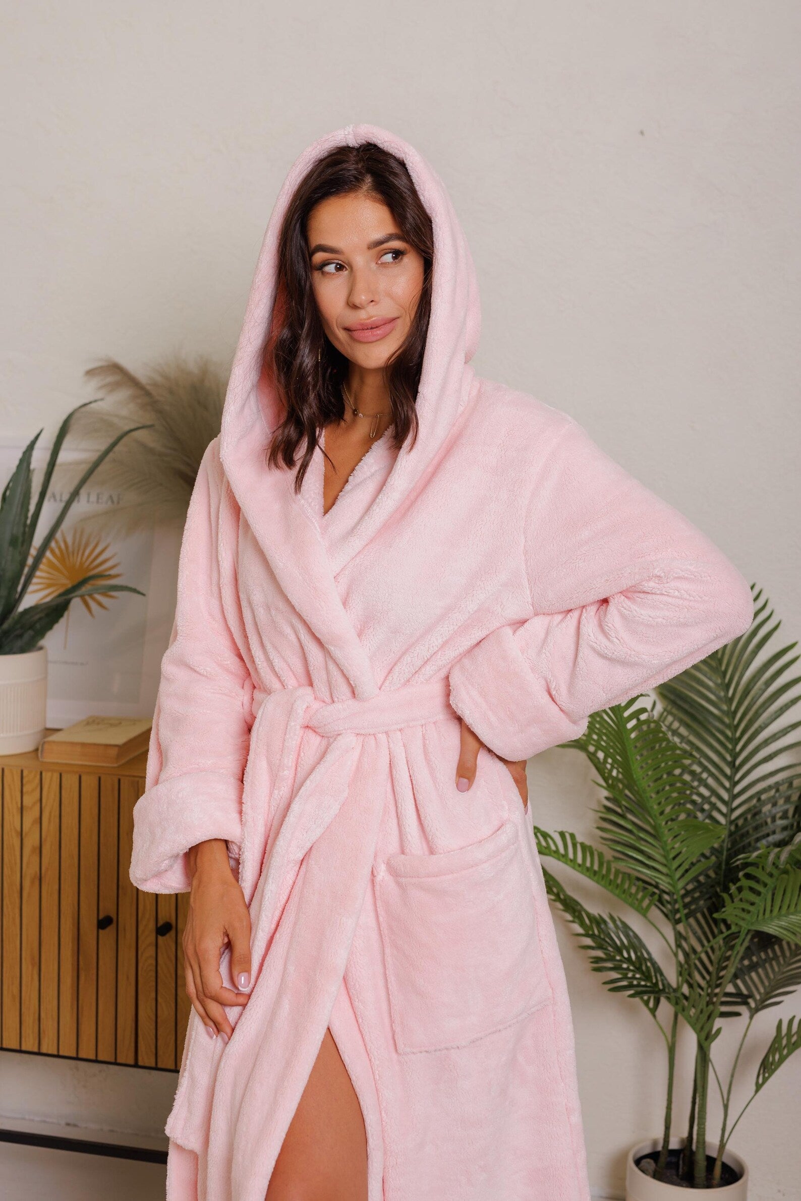Women's Plush Hooded Bathrobe – Ultra-Soft Long Spa Robe